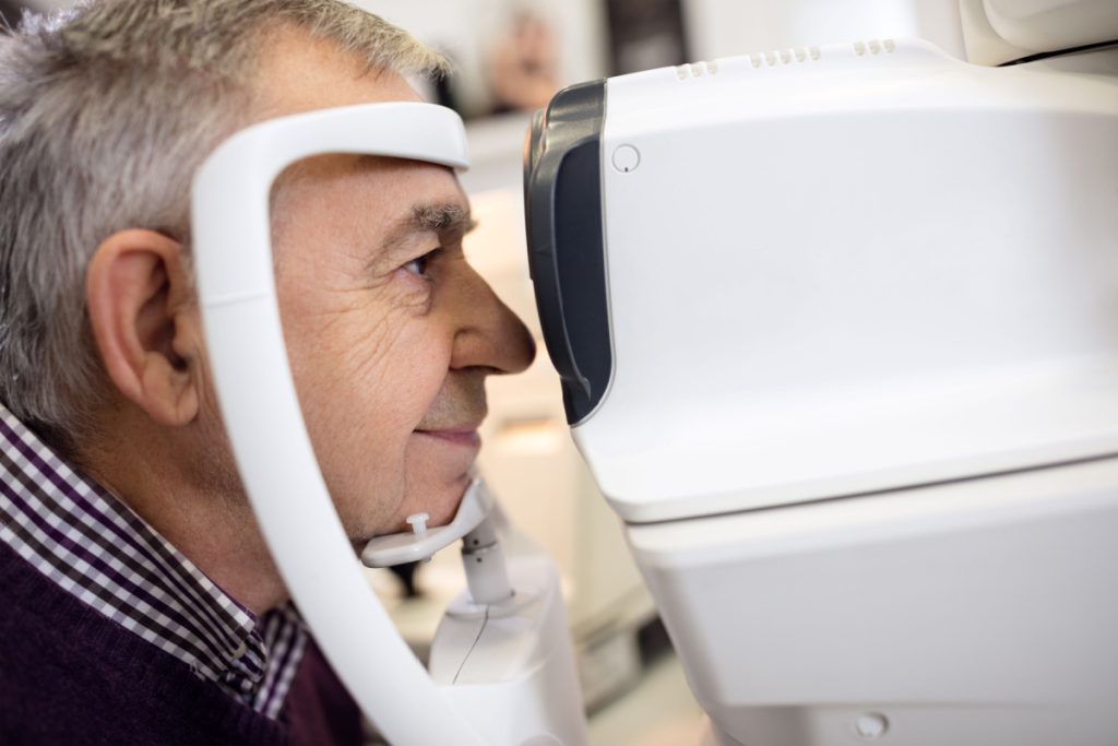 comprehensive eye exam Wellesley