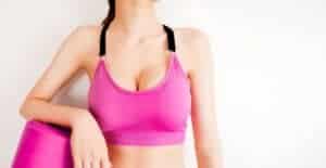 IS SCARRING NOTICEABLE AFTER COSMETIC BREAST SURGERY?